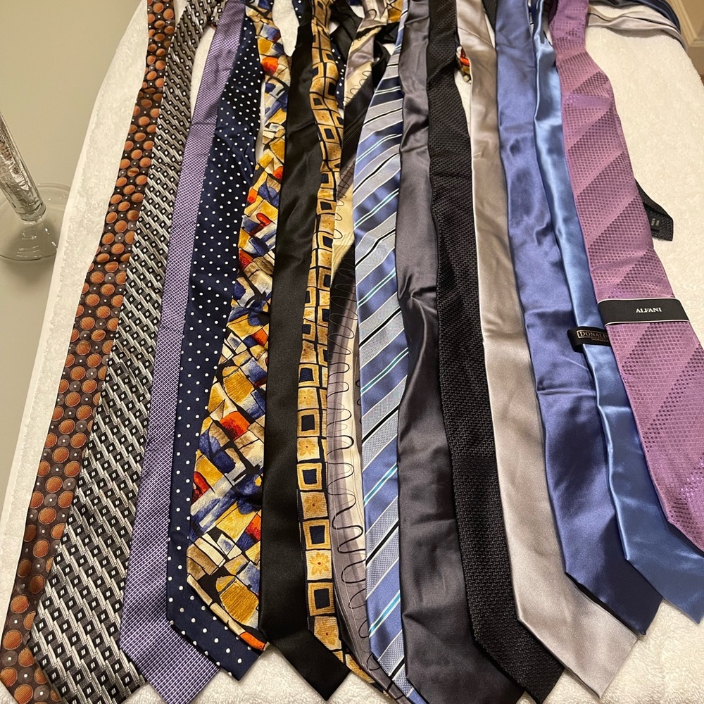 Mens tied bundle